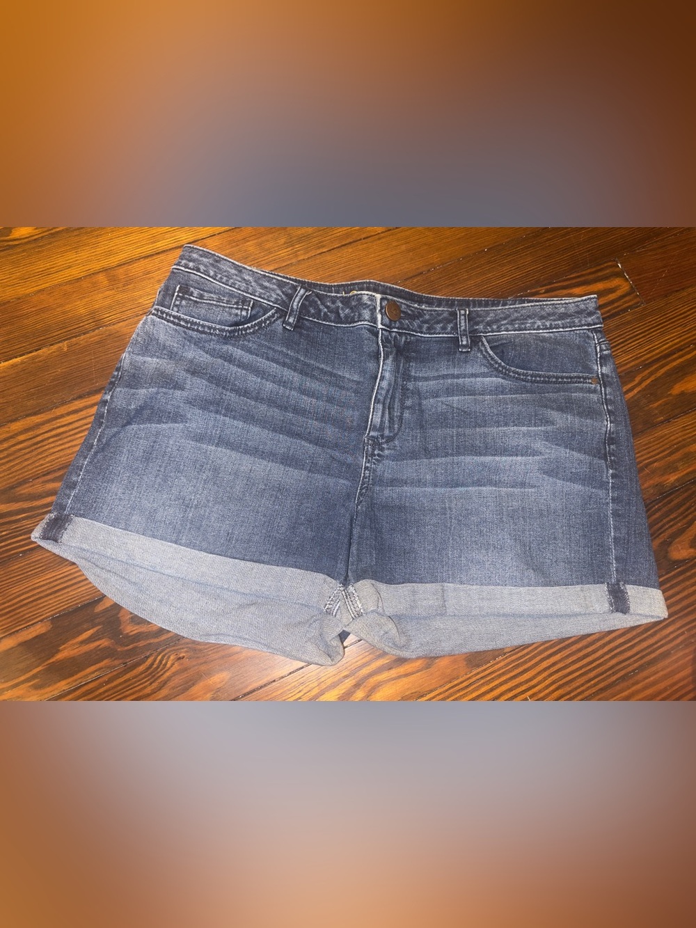 LC Lauren Conrad Women’s Denim Cuffed Chino Shorts Size 14